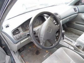 1996 HONDA ACCORD LX SILVER 4DR 2.2L AT A19939